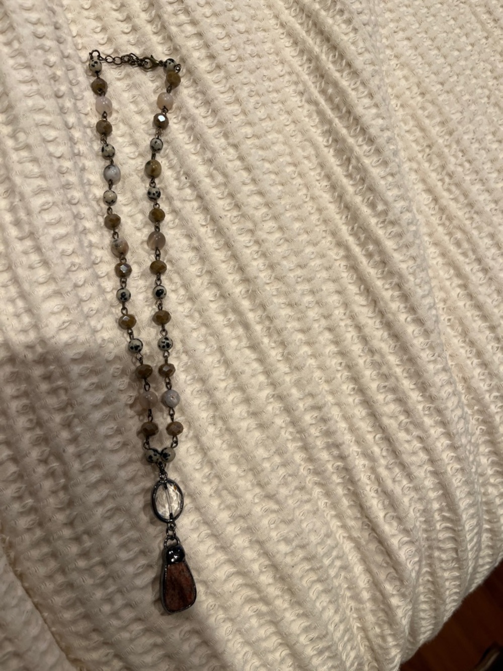 Beaded Brown Stone Pendanto Necklace - Women Jewelry